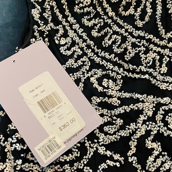 Js collections dress *NEW WITH TAG* - Picture 2 of 4